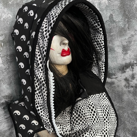 Protection Hood - Picture 2 of 8